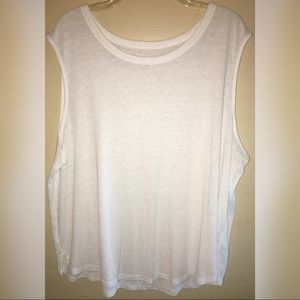 🎈2 for $11🎈White Tank Top